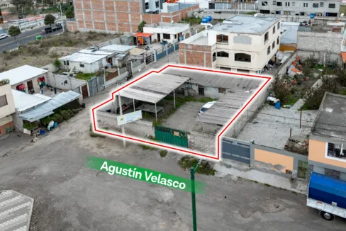 Terreno esquinero en Celiano Monge