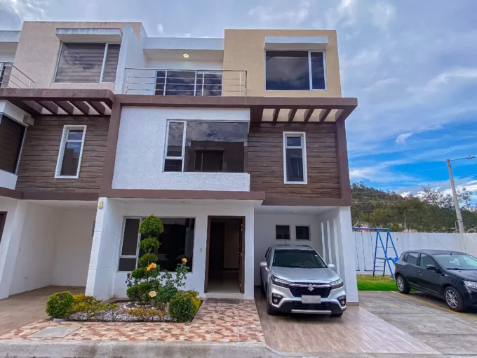 Casa en Conjunto en Izamba